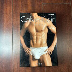 Vintage Calvin Klein Body Men’s Briefs – 2 Pack – Size Medium